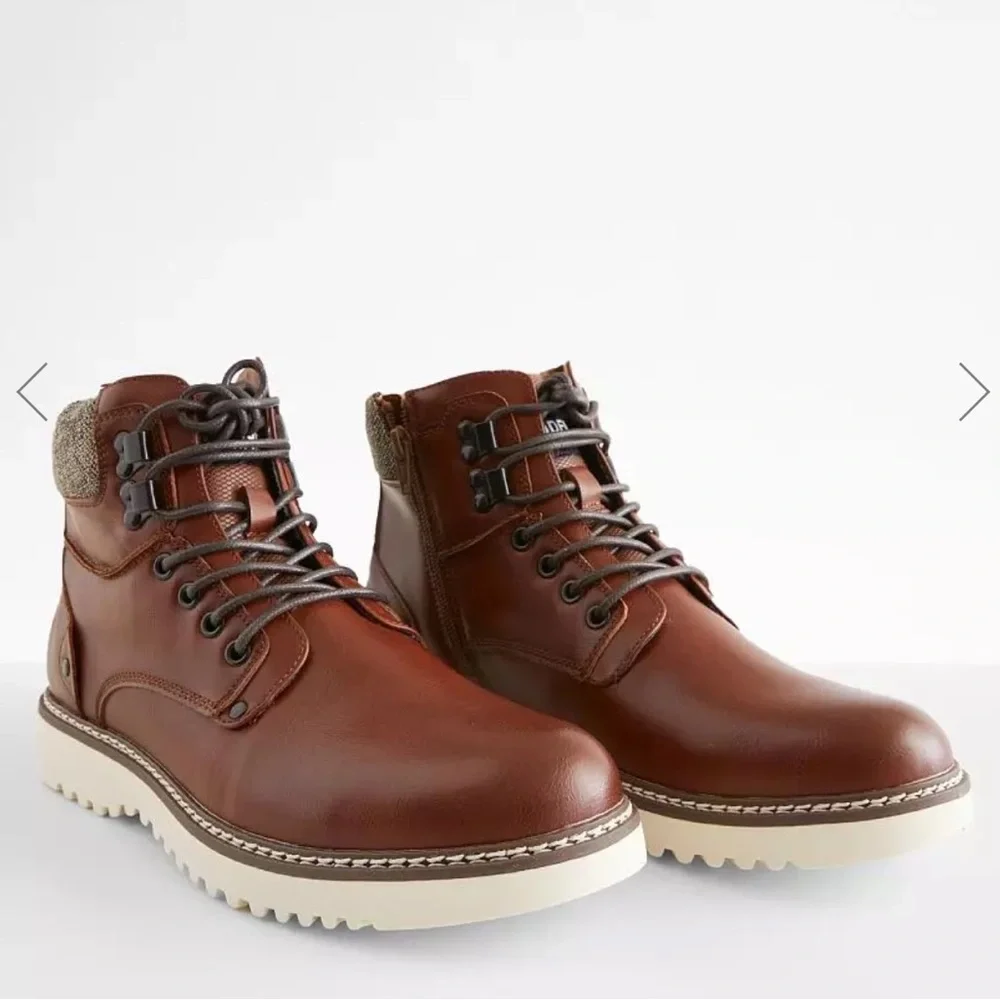 Steve Madden Delwar Boots